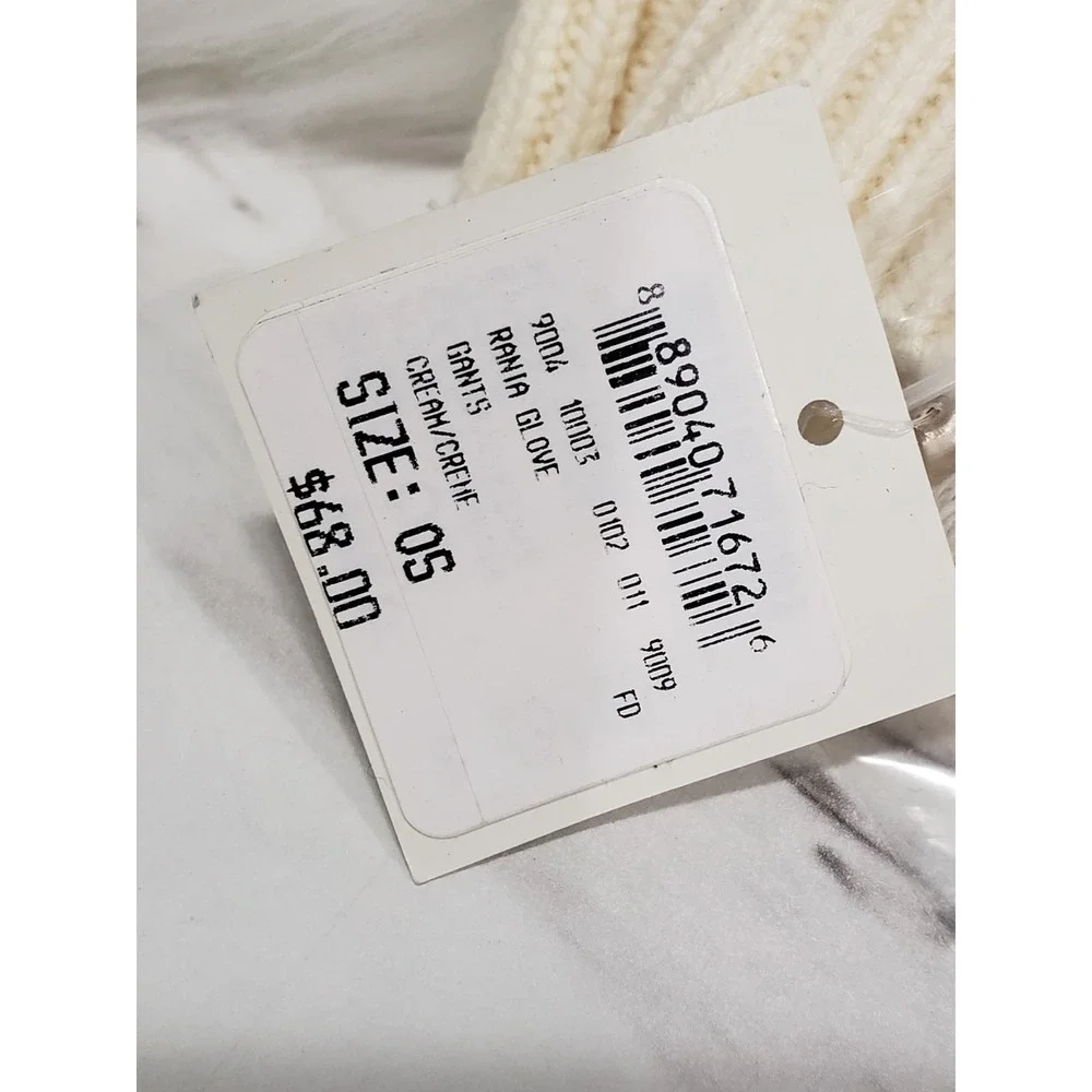 NEW IN CREAM 100% MERINO WOOL Club Monaco Fingerless Gloves Hand Warmers